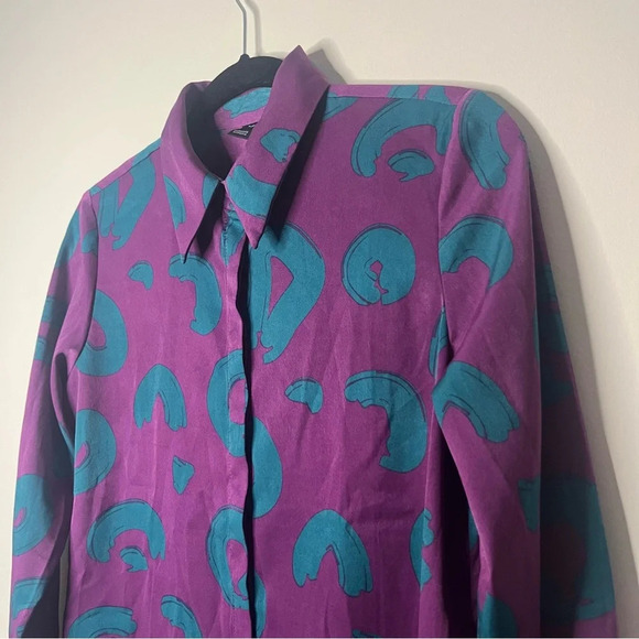 VTG 80s Artsy Silky Satin Point Collar Printed Buttondown Shirt - Picture 2 of 10